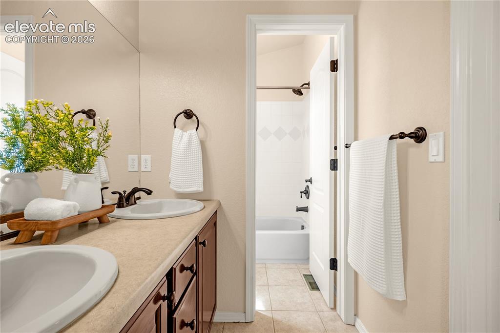13896 Windy Oaks Road Colorado Springs, CO 80921 - Photo 28 of 42 Jack & Jill Bath upstairs
