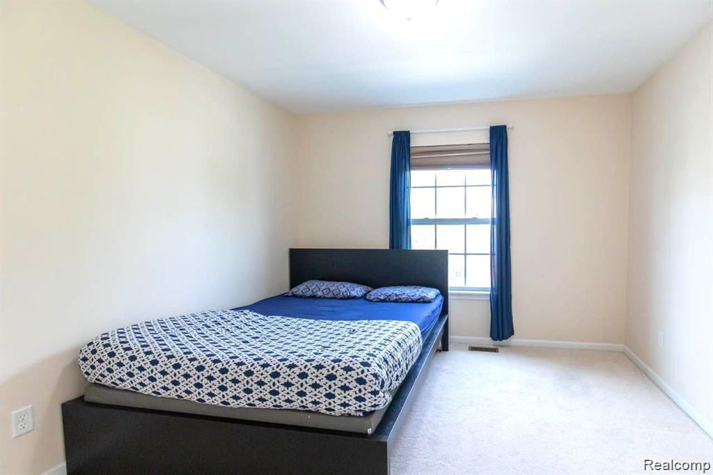41578 Mitchell Road Novi, MI 48377 - Photo 33 of 46 33.jpg