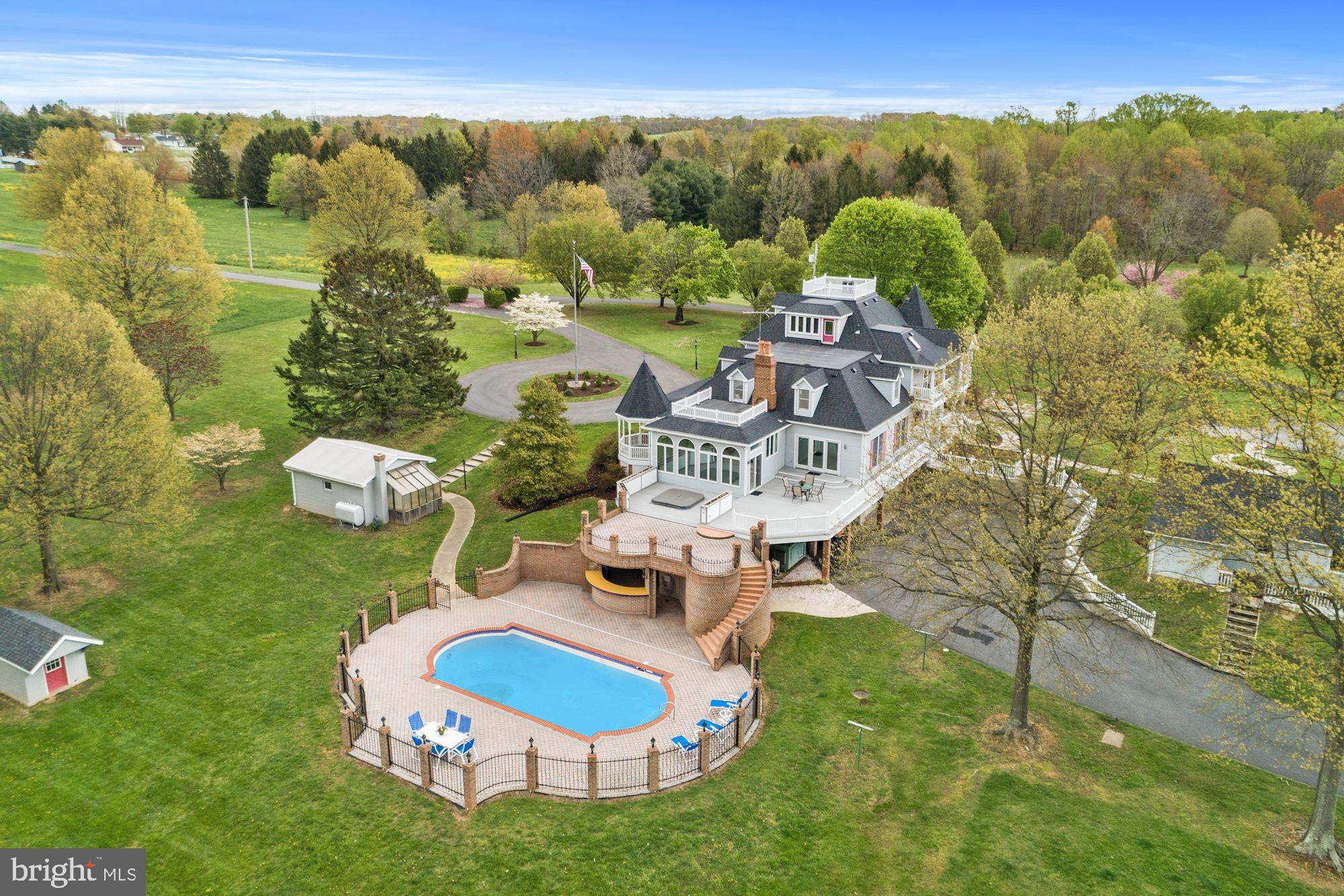12721 Fingerboard Road Monrovia, MD 21770 - Photo 3 of 79 Gallery Image 3