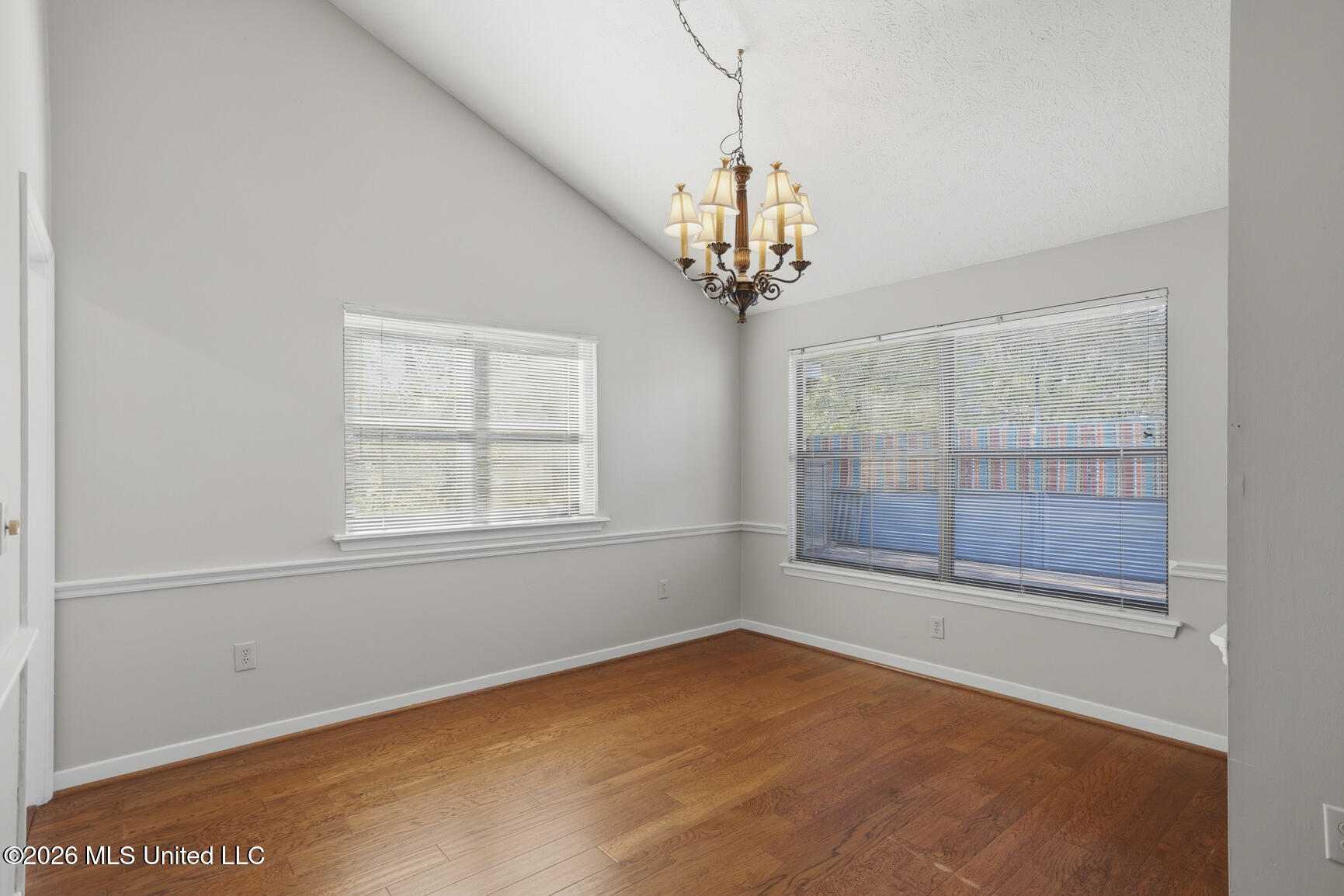 118 Caribbean Cove Clinton, MS 39056 - Photo 16 of 32 118 Caribbean Cv-16