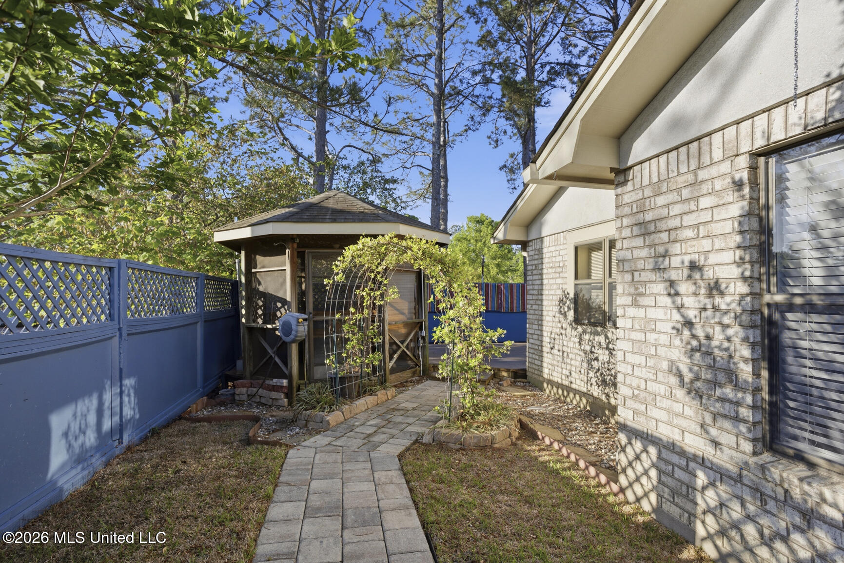 118 Caribbean Cove Clinton, MS 39056 - Photo 5 of 32 118 Caribbean Cv-5