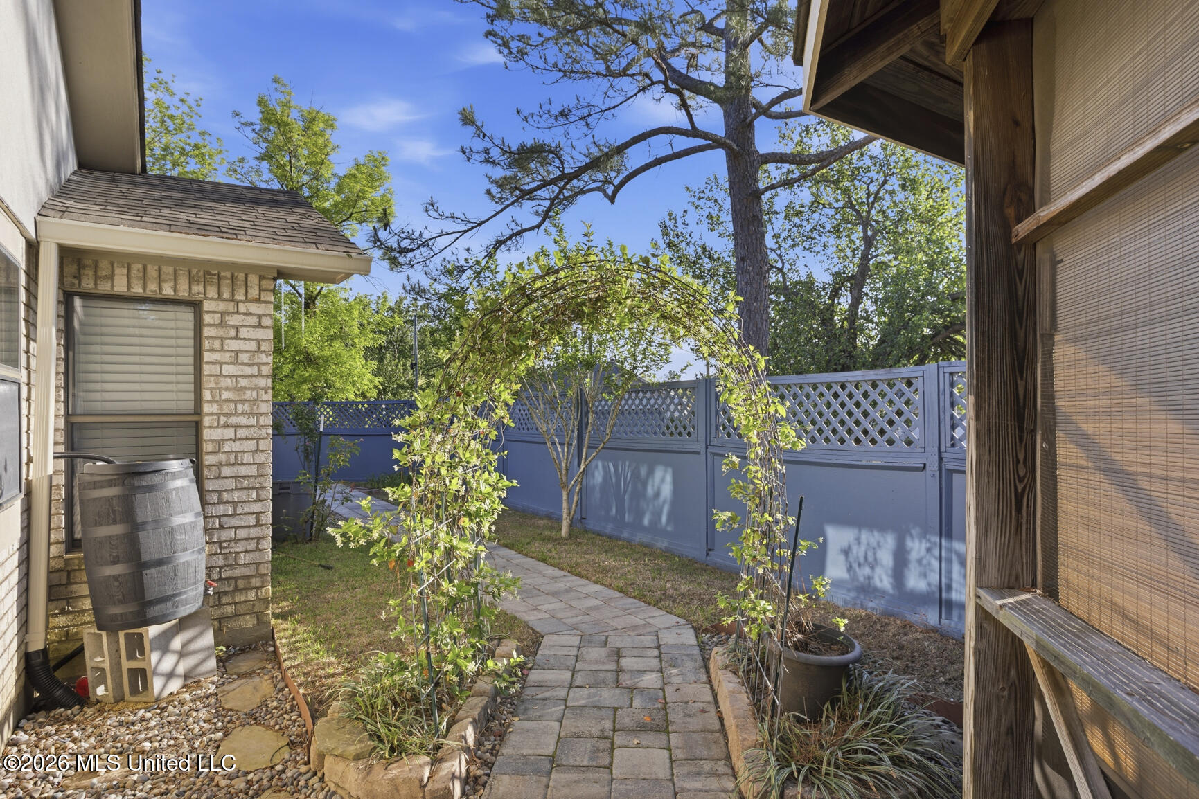 118 Caribbean Cove Clinton, MS 39056 - Photo 10 of 32 118 Caribbean Cv-10