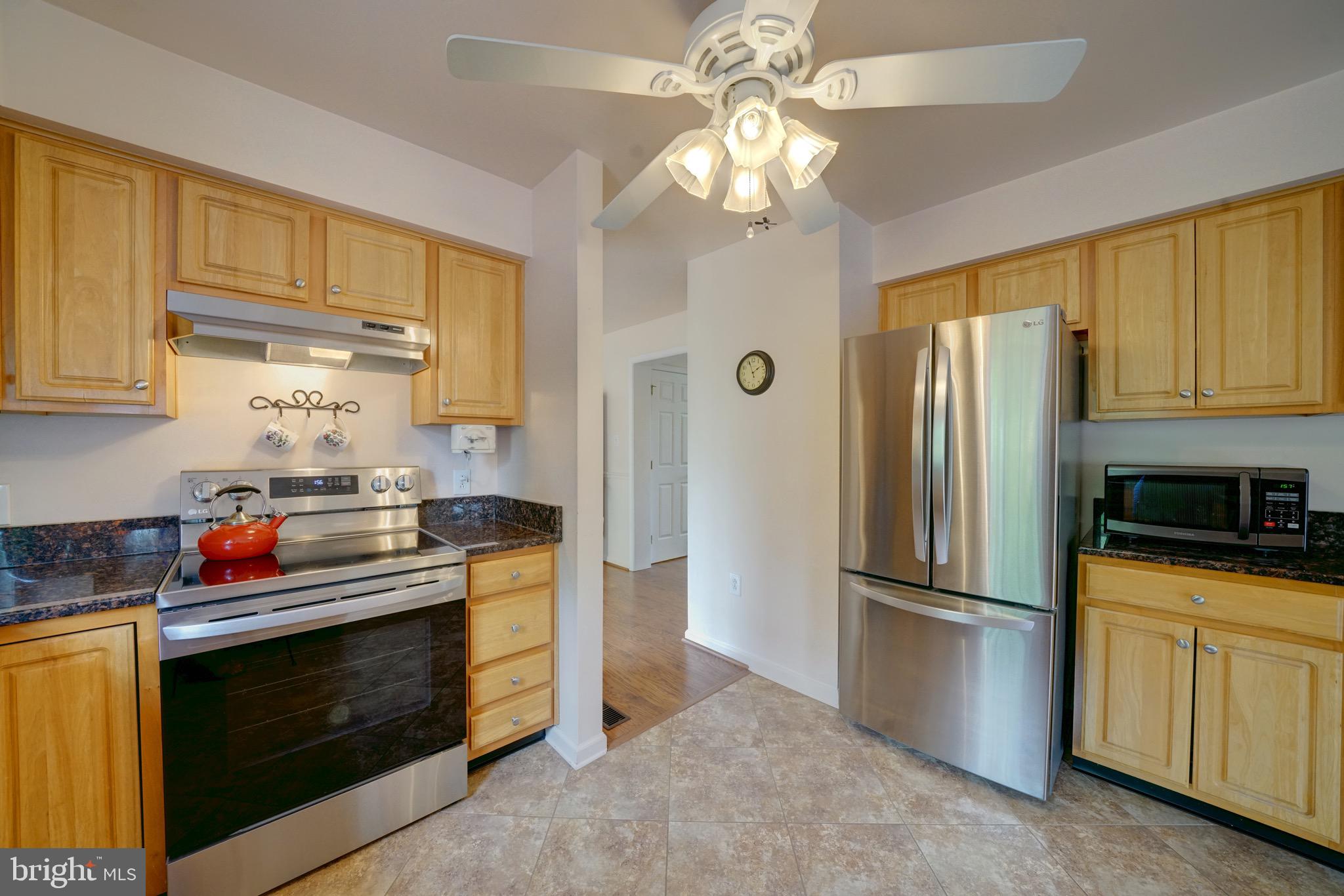 10416 Scaggsville Road Laurel, MD 20723 - Photo 14 of 43 Newer Stainless appliances 12/20