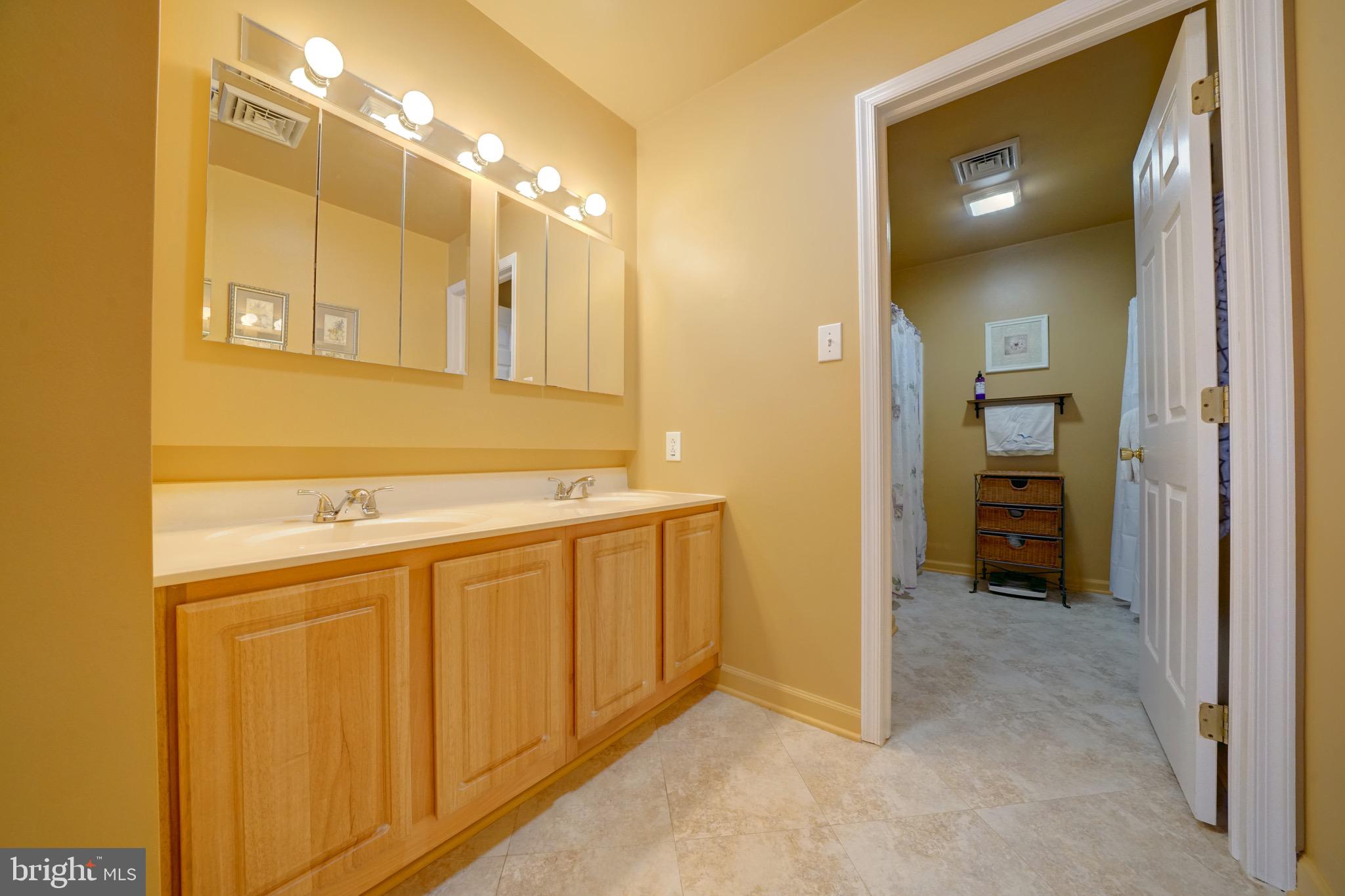 10416 Scaggsville Road Laurel, MD 20723 - Photo 26 of 43 Dual vanity