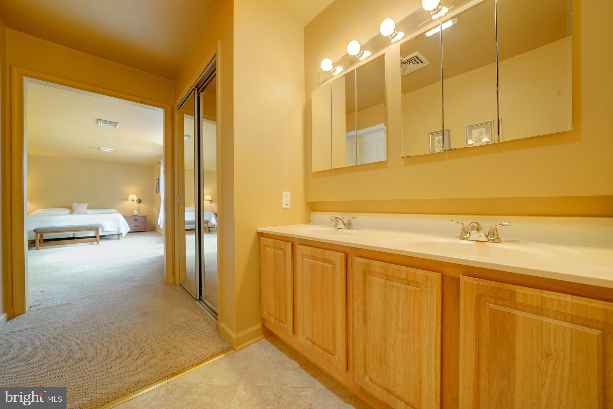 10416 Scaggsville Road Laurel, MD 20723 - Photo 28 of 43 large cabinetry
