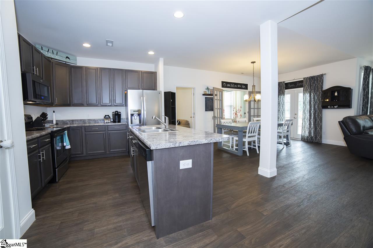 712 Chartwell Drive Greer, SC 29650 - Photo 8 of 23 Gallery Image 8