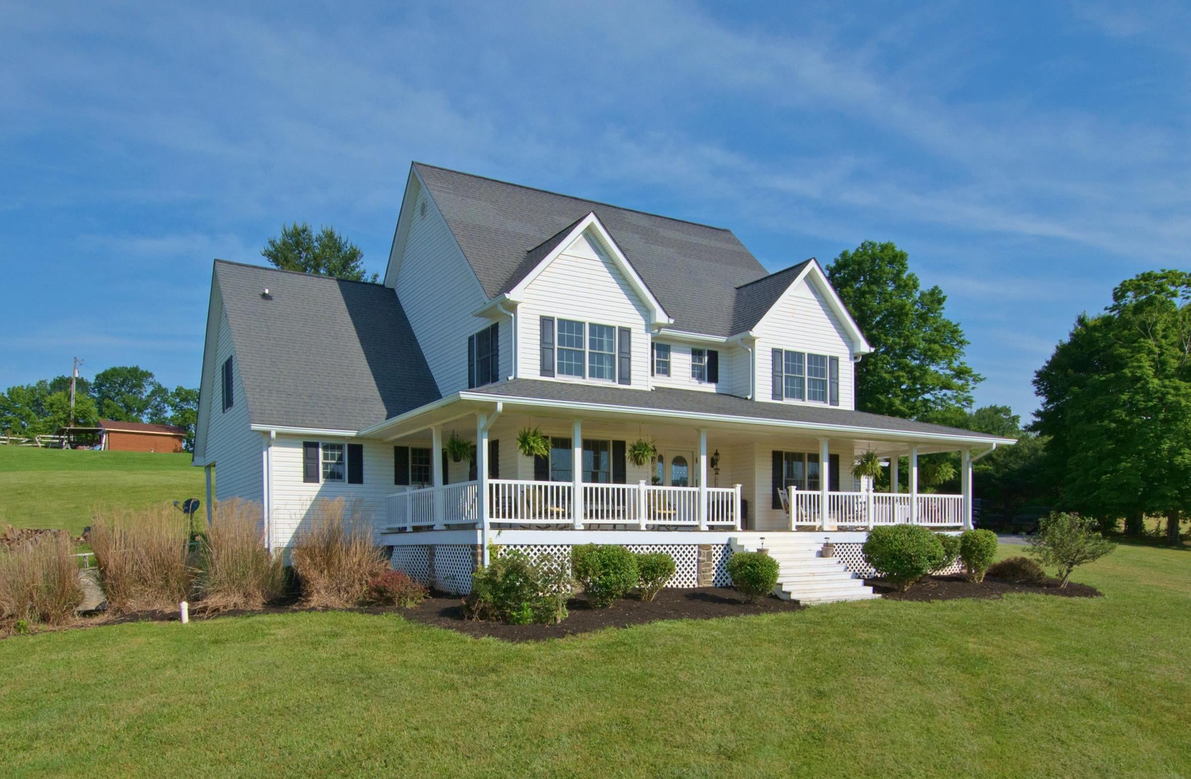 592 Masters Road Ronceverte, WV 24970 - Photo 1 of 63 Gallery Image 1