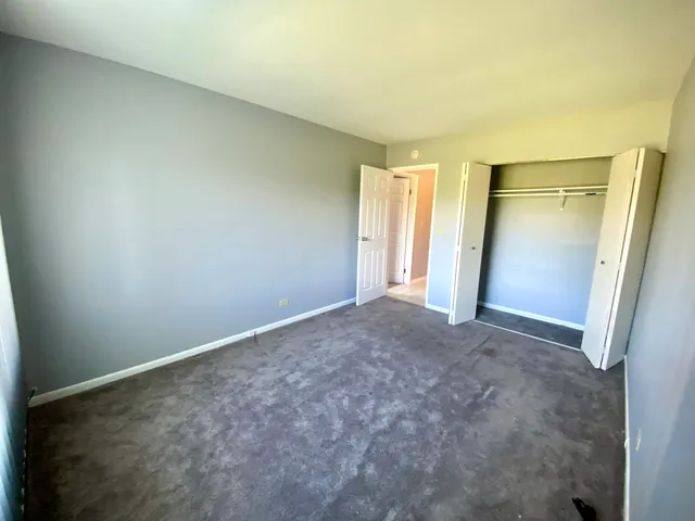 $189,000 | 3108 Roberts Drive, Unit 6, Woodridge, IL 60517