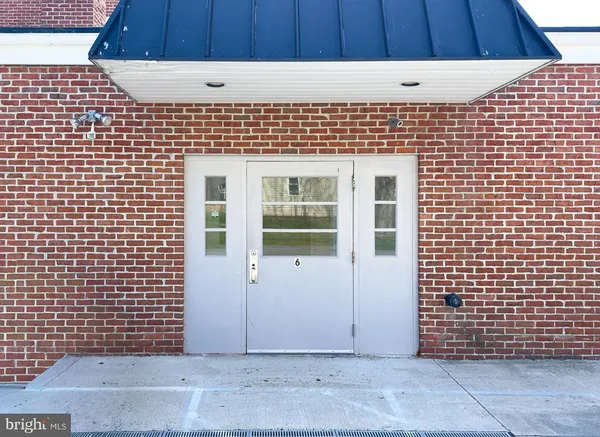 $1,075 | 100 South Front Street, Unit 6, Liverpool, PA 17045