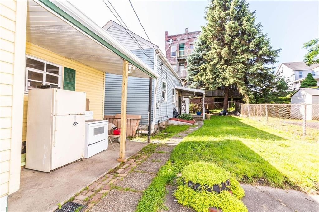 1007 Lake Street McKees Rocks, PA 15136 - Photo 21 of 22