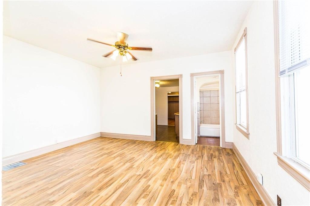 1007 Lake Street McKees Rocks, PA 15136 - Photo 5 of 22