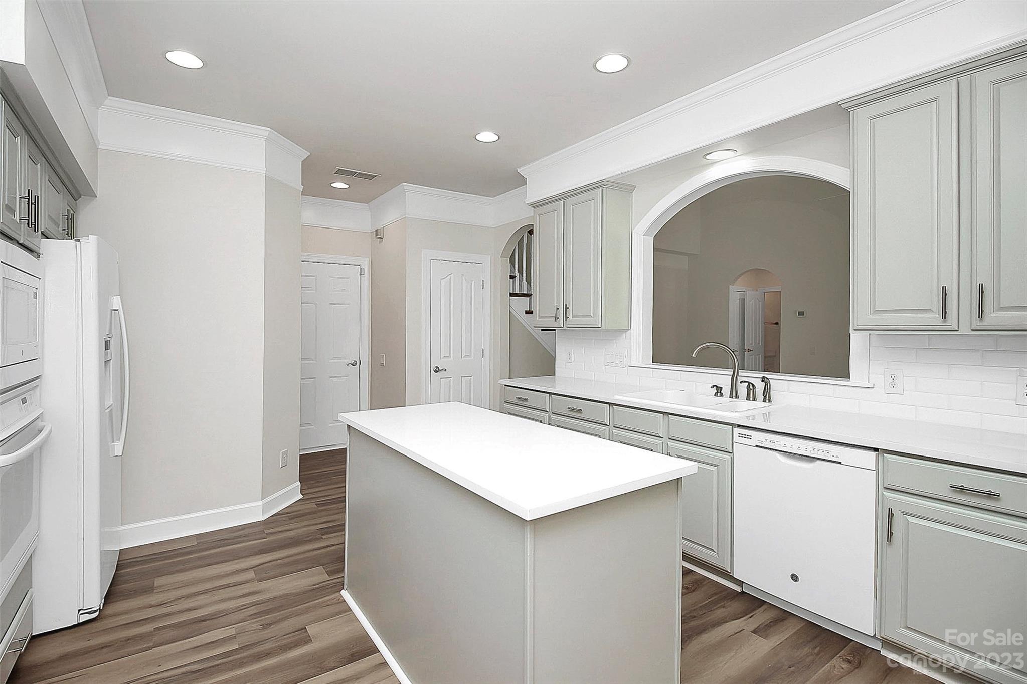218 Robinlynn Road Matthews, NC 28105 - Photo 6 of 24 a bathroom with a sink and a mirror