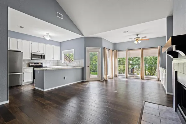 $205,000 | 106 Summer Pl Circle, Pottsboro, TX 75076