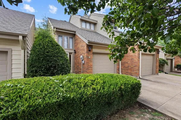 $205,000 | 106 Summer Pl Circle, Pottsboro, TX 75076