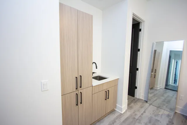 $499,900 | 2319 West Lake Hall Road, Tallahassee, FL 32309