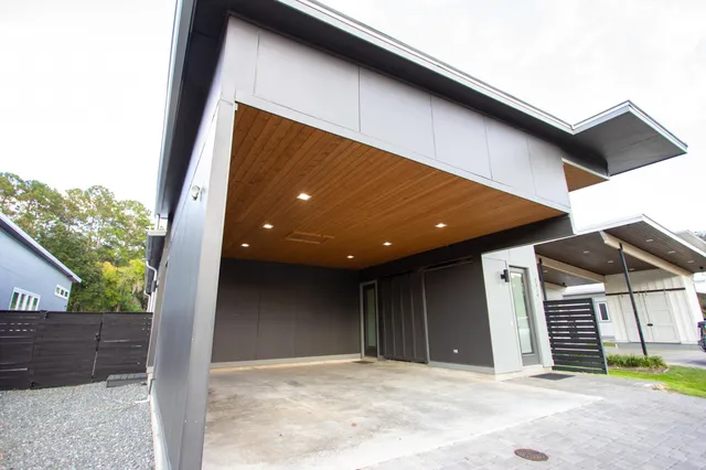 $499,900 | 2319 West Lake Hall Road, Tallahassee, FL 32309