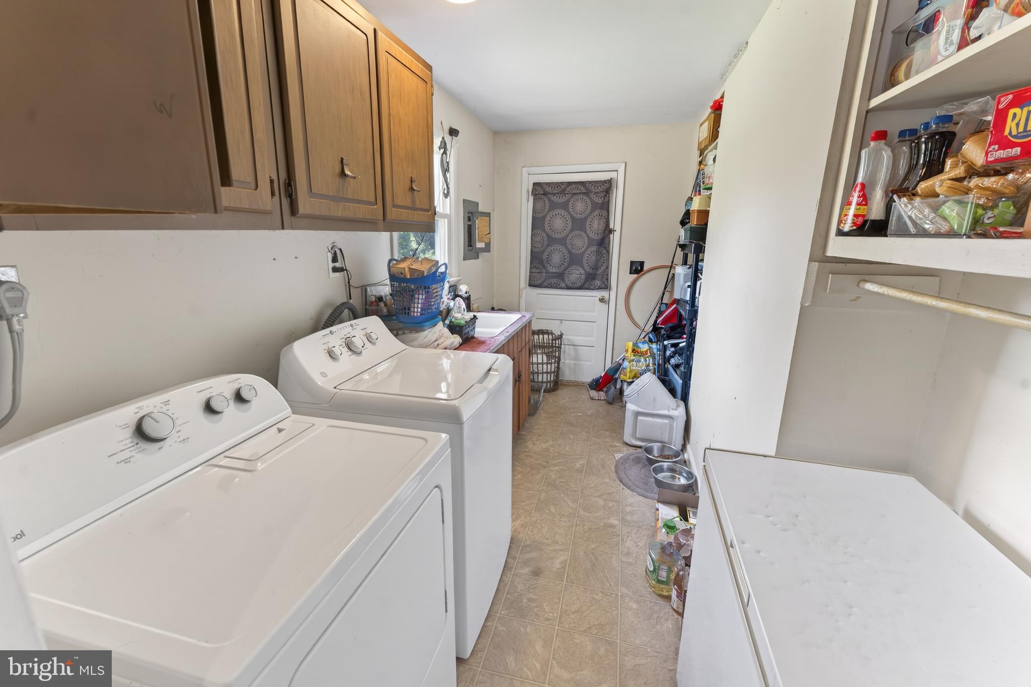 28266 Riverside Drive Salisbury, MD 21801 - Photo 18 of 72 Utility Room/Additional Entryway