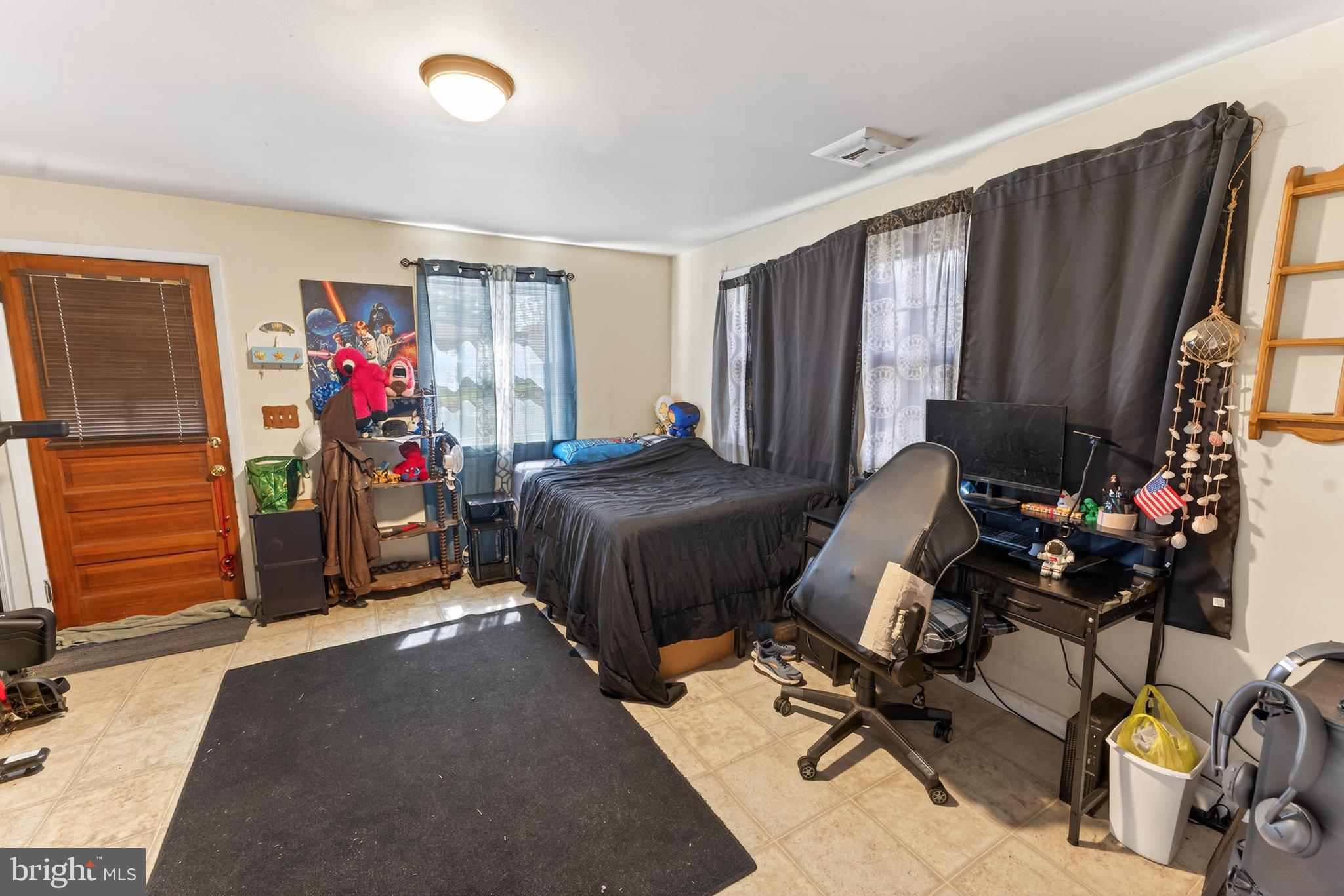 28266 Riverside Drive Salisbury, MD 21801 - Photo 23 of 72 Bedroom 1 - Located downstairs