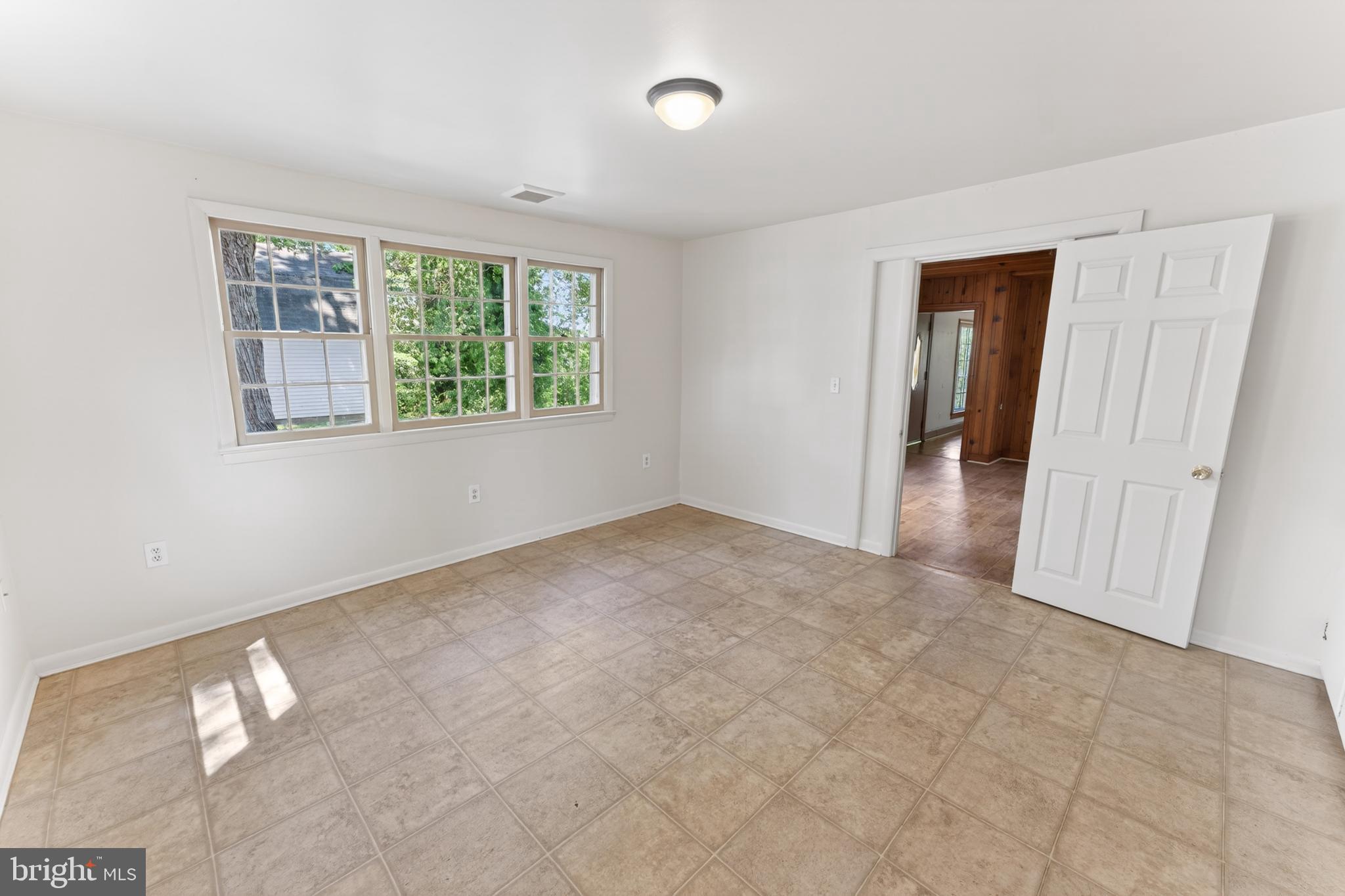 28266 Riverside Drive Salisbury, MD 21801 - Photo 27 of 79 Bedroom 1 - Downstairs/separate exterior access