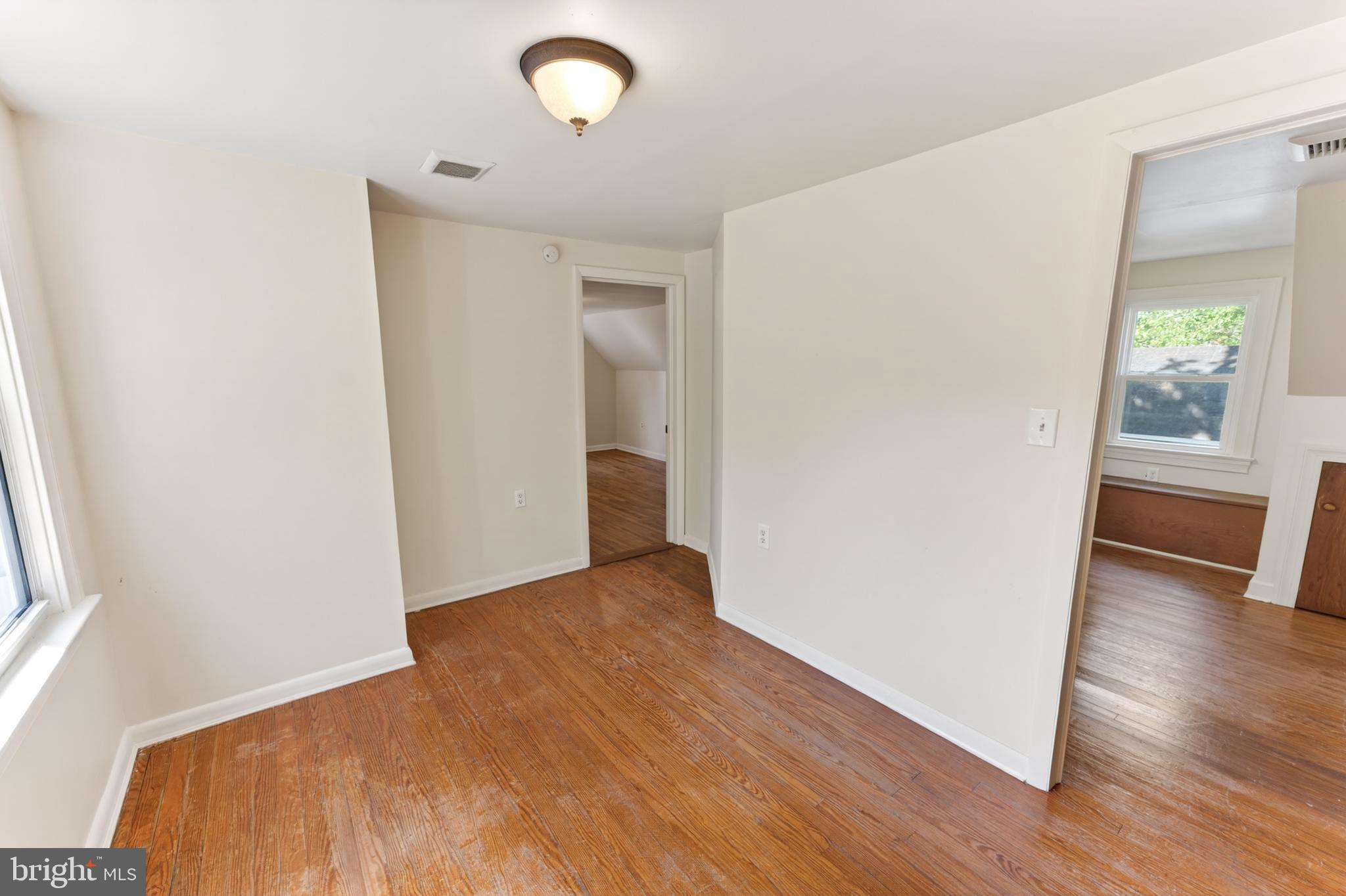 28266 Riverside Drive Salisbury, MD 21801 - Photo 35 of 79 Sitting area upstairs, with access to 2 bedrooms