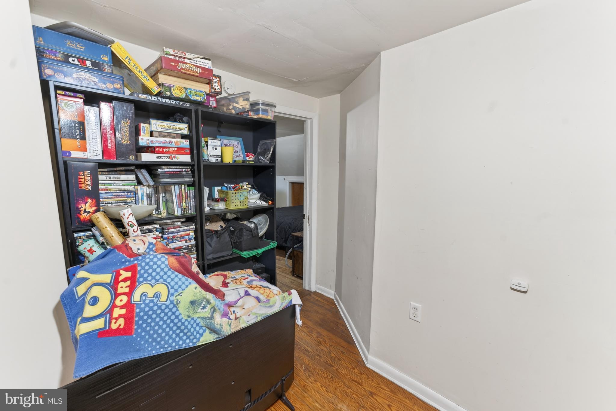 28266 Riverside Drive Salisbury, MD 21801 - Photo 36 of 72 Upstairs hall flex space