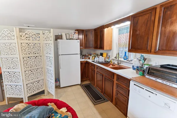$525,000 | 28266 Riverside Drive, Salisbury, MD 21801