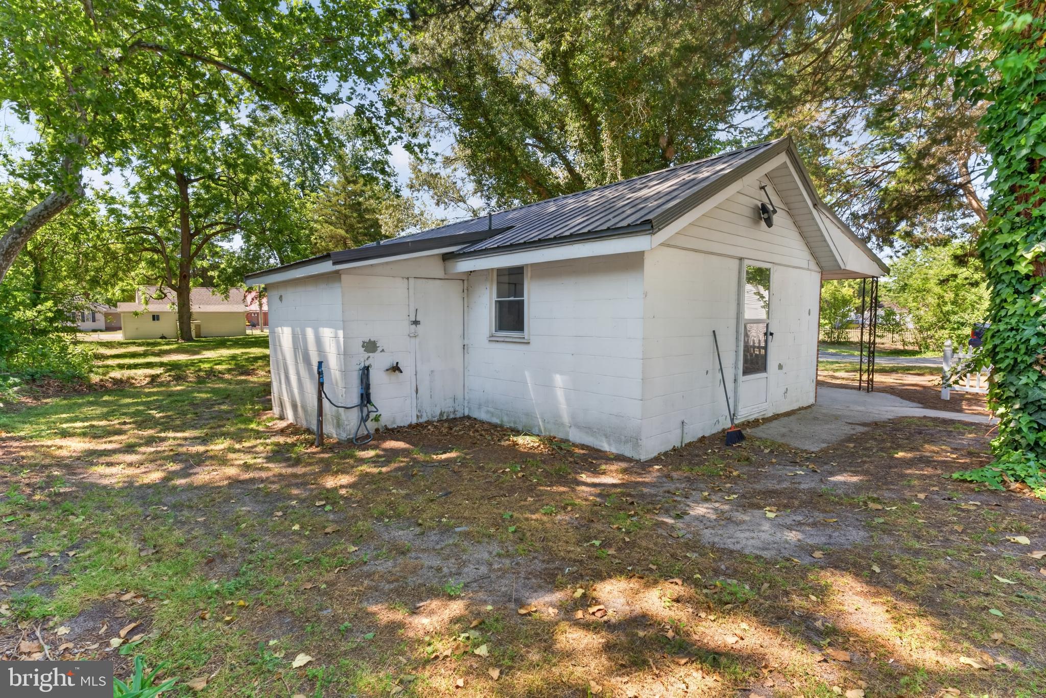 28266 Riverside Drive Salisbury, MD 21801 - Photo 69 of 79 Rear view guest house