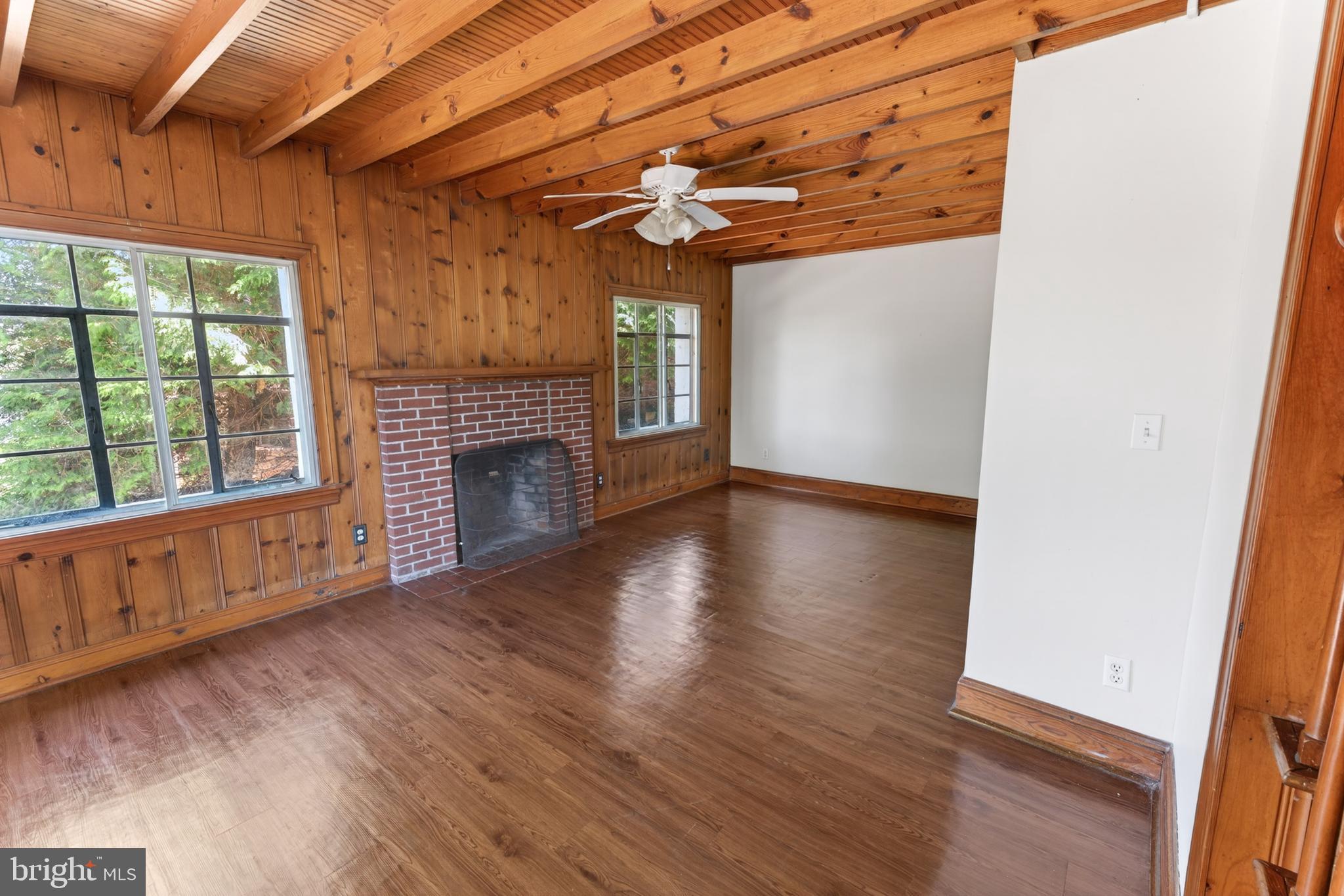 28266 Riverside Drive Salisbury, MD 21801 - Photo 7 of 79 Living room
