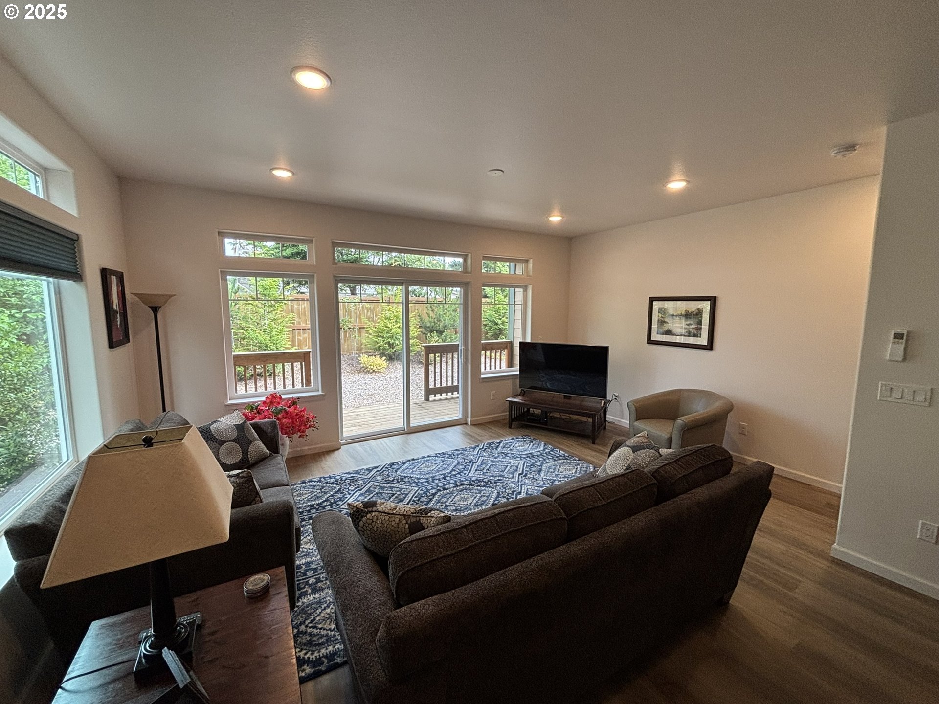 1690 32nd Street Florence, OR 97439 - Photo 4 of 37