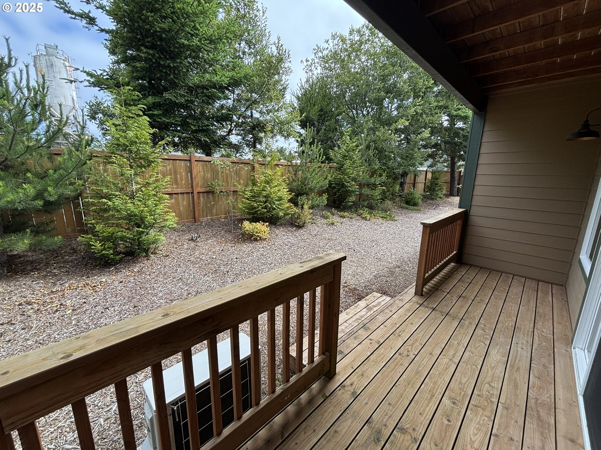 1690 32nd Street Florence, OR 97439 - Photo 6 of 37