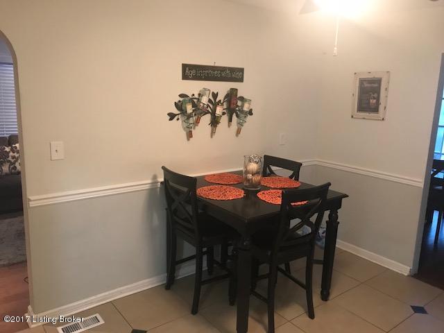 4612 Kiefer Road Louisville, KY 40216 - Photo 7 of 11 Eat In Kitchen