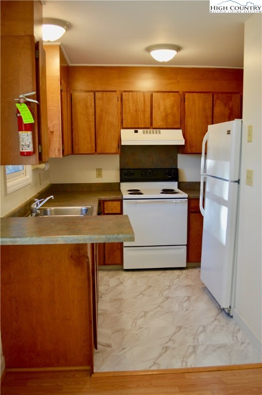 563 Margot Road, Unit B Boone, NC 28607 - Photo 3 of 24 Gallery Image 3