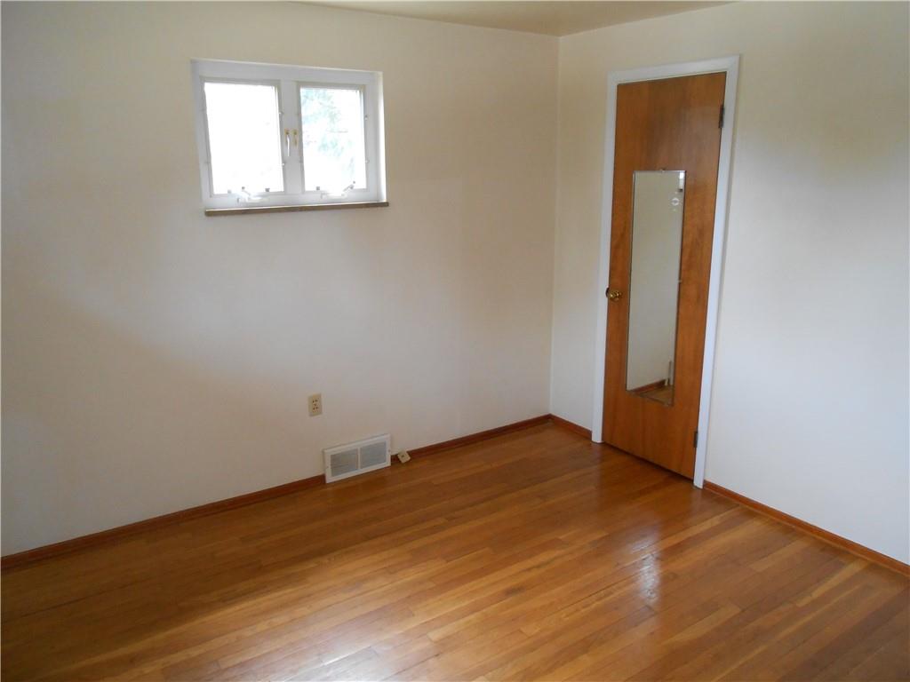 704 New Texas Road Pittsburgh, PA 15239 - Photo 19 of 26 Gallery Image 19