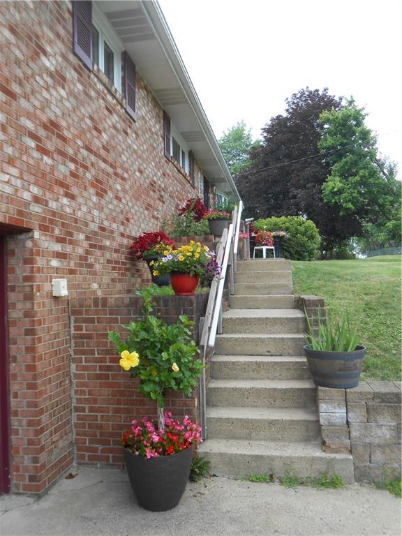 704 New Texas Road Pittsburgh, PA 15239 - Photo 2 of 26 Gallery Image 2