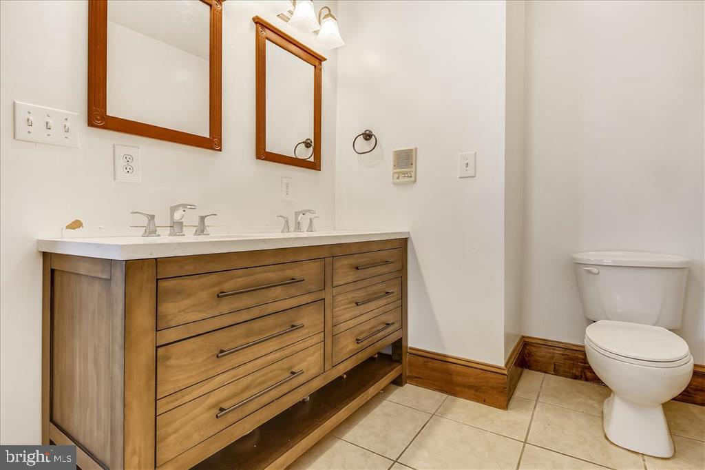 1503 Harvard Street Northwest Washington, DC 20009 - Photo 19 of 50