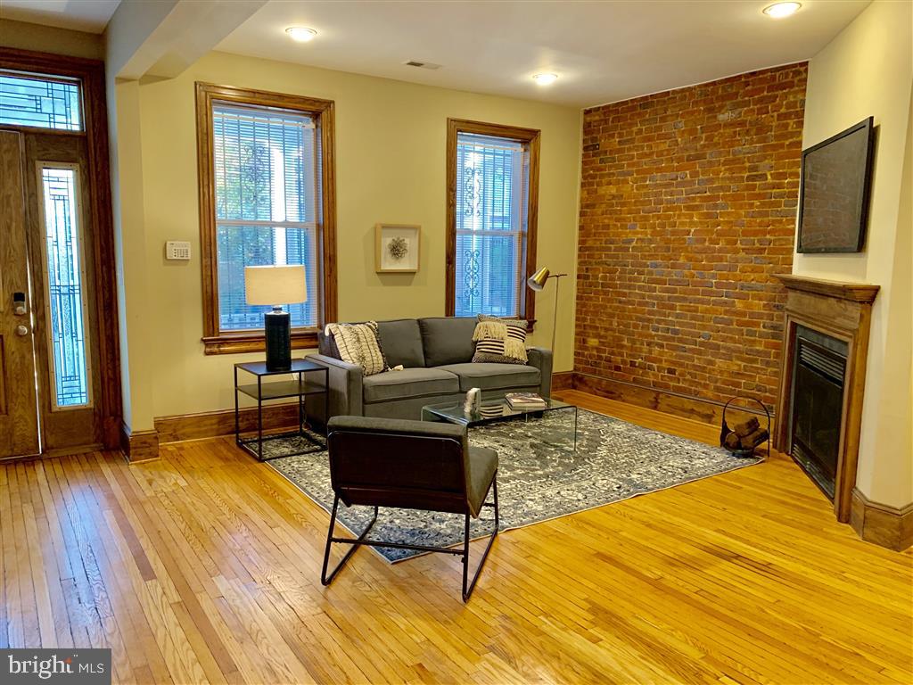 1503 Harvard Street Northwest Washington, DC 20009 - Photo 4 of 50