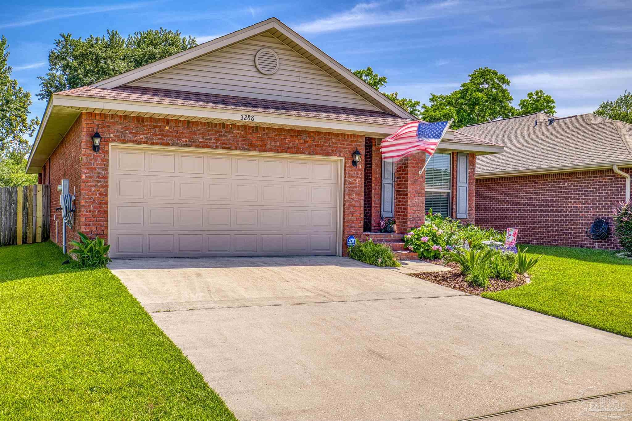 3288 Wasatch Range Loop Pensacola, FL 32526 - Photo 3 of 39 Gallery Image 3