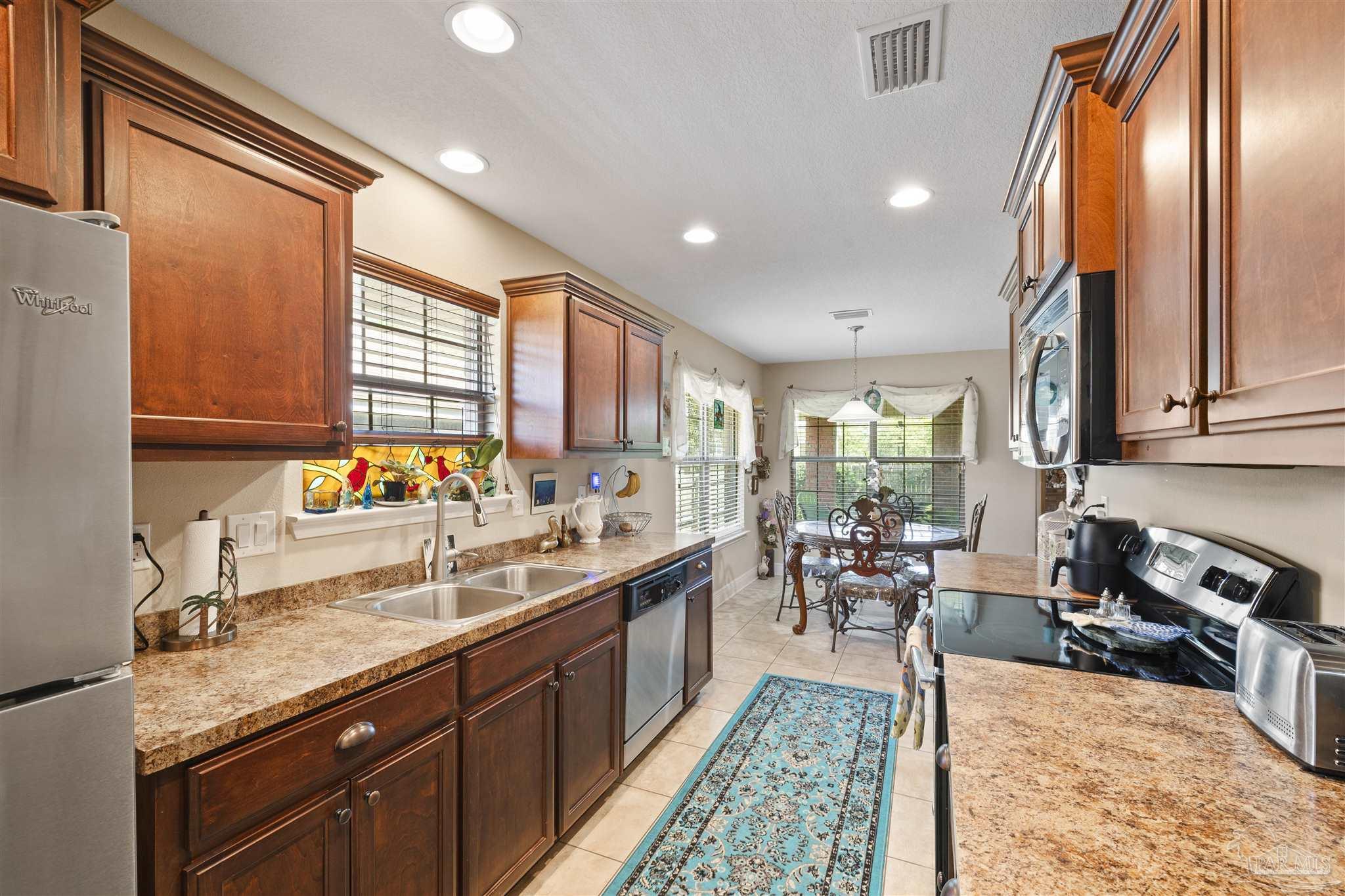 3288 Wasatch Range Loop Pensacola, FL 32526 - Photo 8 of 39 Gallery Image 8