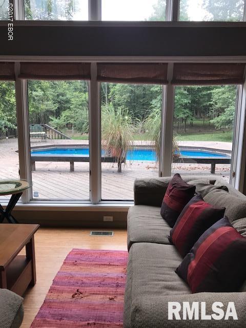 299 East Clayton Road Carbondale, IL 62901 - Photo 16 of 28 Gallery Image 16
