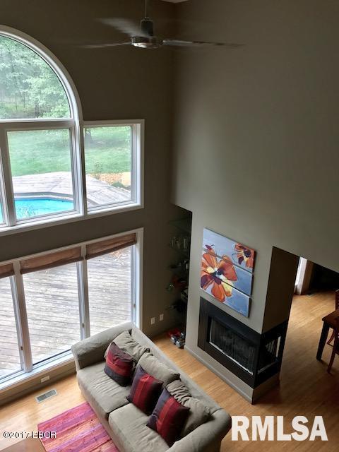 299 East Clayton Road Carbondale, IL 62901 - Photo 5 of 28 Gallery Image 5