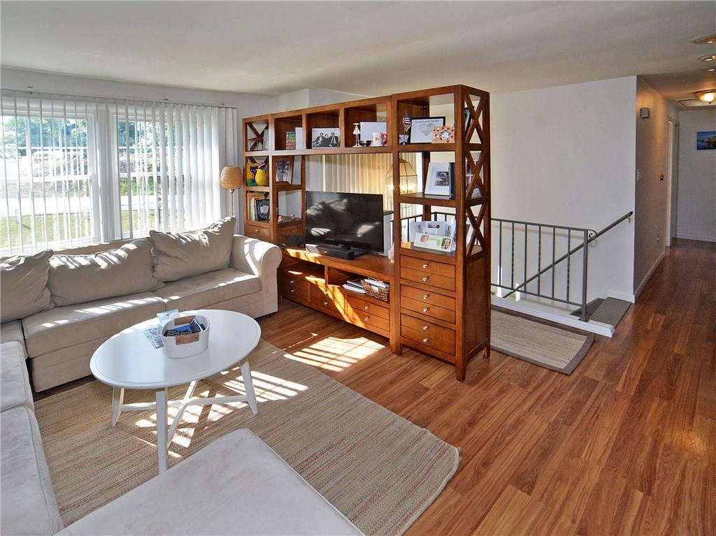 231 Center New Texas Road Pittsburgh, PA 15239 - Photo 6 of 25