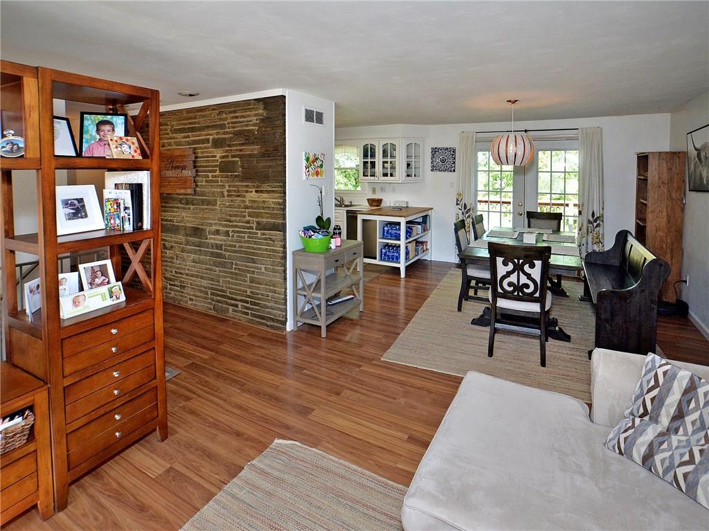 231 Center New Texas Road Pittsburgh, PA 15239 - Photo 7 of 25
