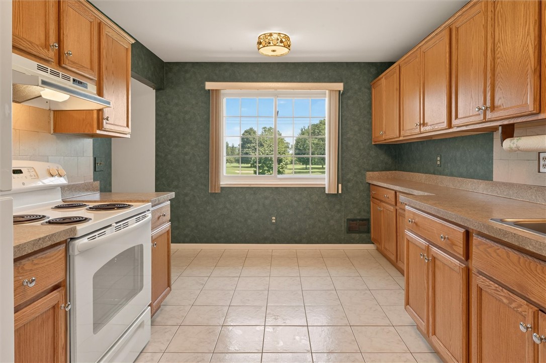 1018 B Greenleaf Road Greece, NY 14612 - Photo 26 of 50