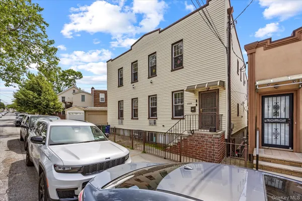$1,079,000 | 65-34 Jay Avenue | Maspeth