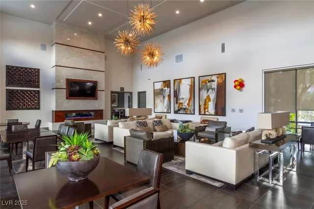 $397,000 | 11257 Rainbow Peak Avenue, Unit 211, Las Vegas, NV 89135