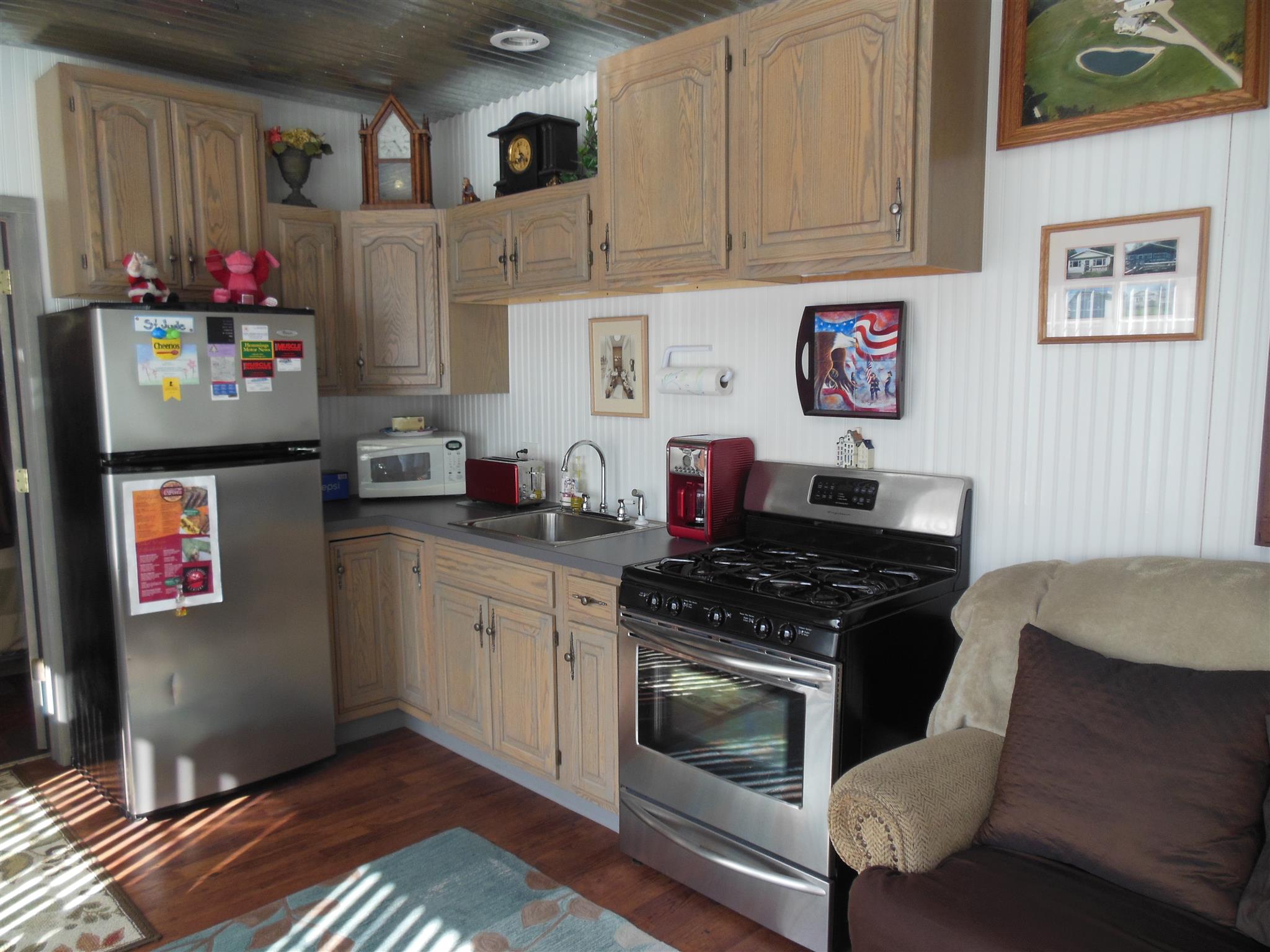 9966 Lincoln Road Syracuse, IN 46567 - Photo 5 of 31 Gallery Image 5
