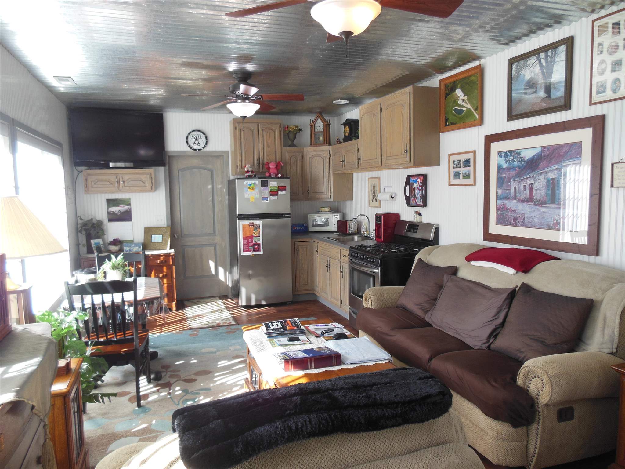 9966 Lincoln Road Syracuse, IN 46567 - Photo 6 of 31 Gallery Image 6