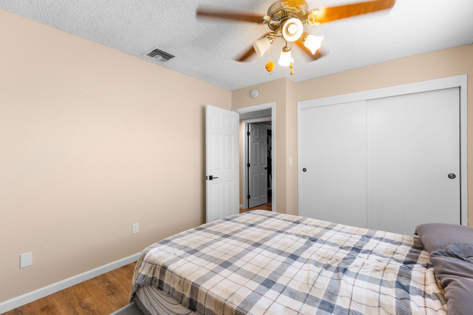 213 East Benson Avenue Ridgecrest, CA 93555 - Photo 27 of 38