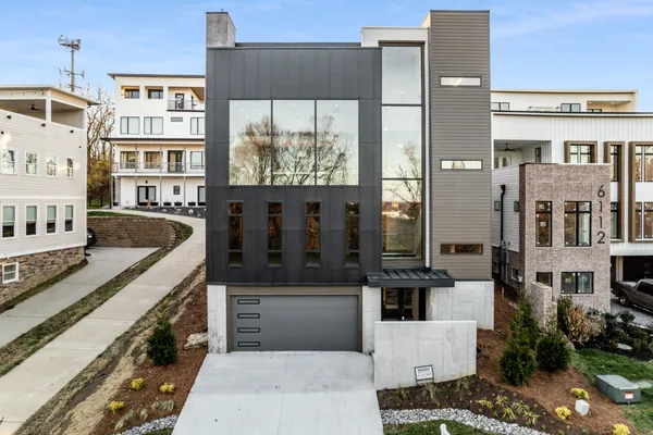 $1,725,000 | 6114 Hill Cir Drive, Nashville, TN 37209
