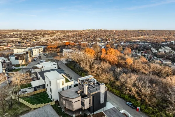 $1,725,000 | 6114 Hill Cir Drive, Nashville, TN 37209
